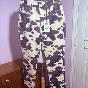Oat New York Straight Leg Jeans in Cream and Brown Cow Print. NWT SIZE 8